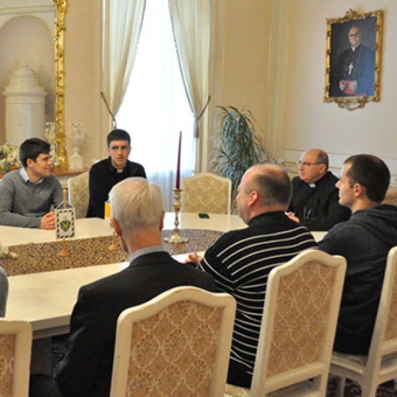 Seminaristi z Ríma s košickým arcibiskupom