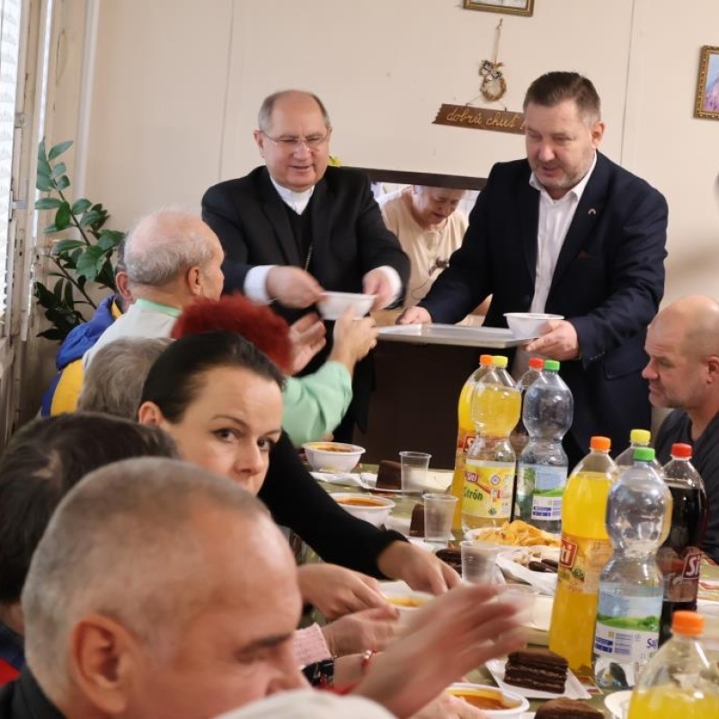 Vianočné stretnutie ľudí bez vlastného domova