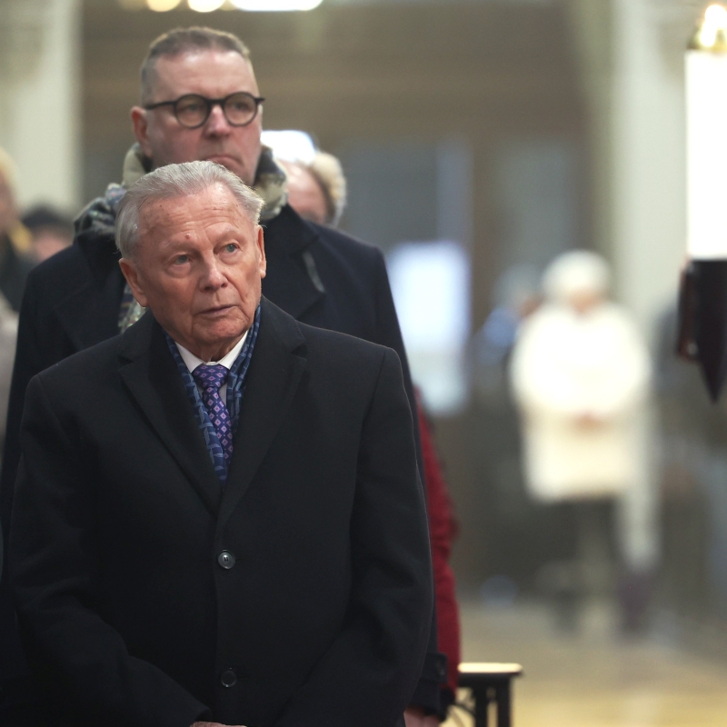 Bývalý prezident Slovenskej republiky Rudolf Schuster ďakoval za 90 rokov života