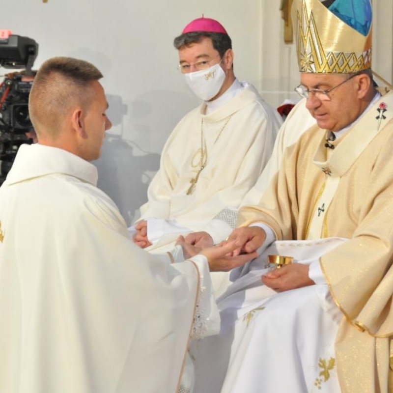 Košická arcidiecéza má sedem novokňazov