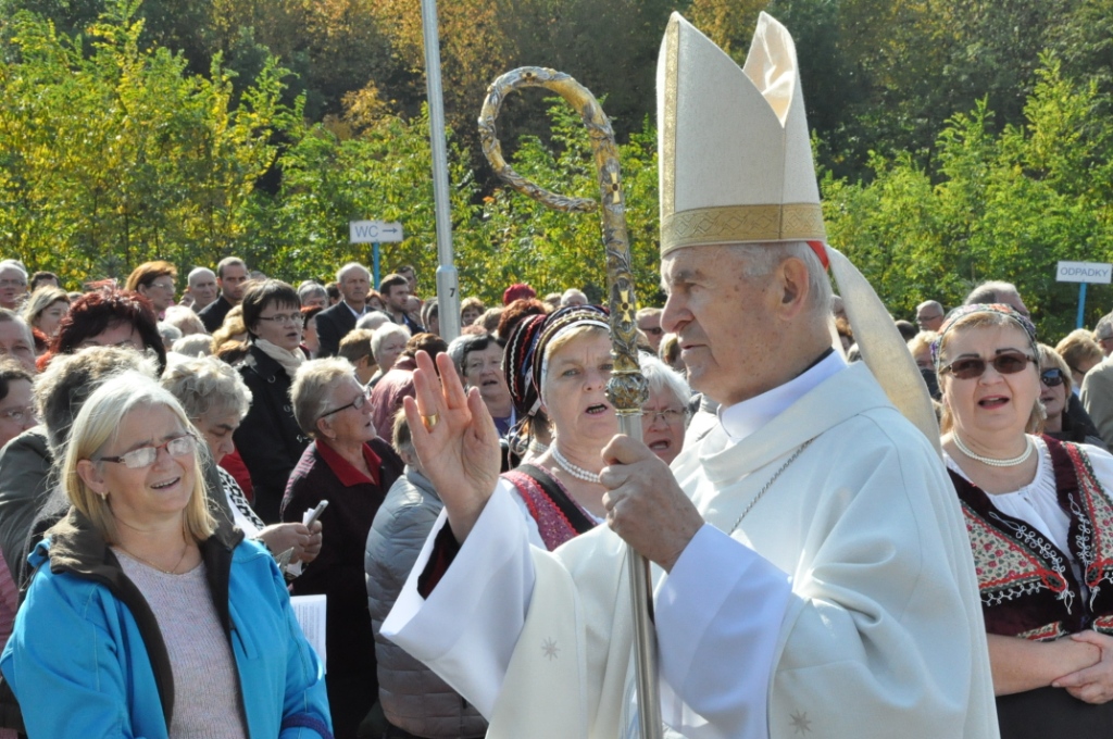 Odpustová slávnosť v Obišovciach s kardinálom Jozefom Tomkom